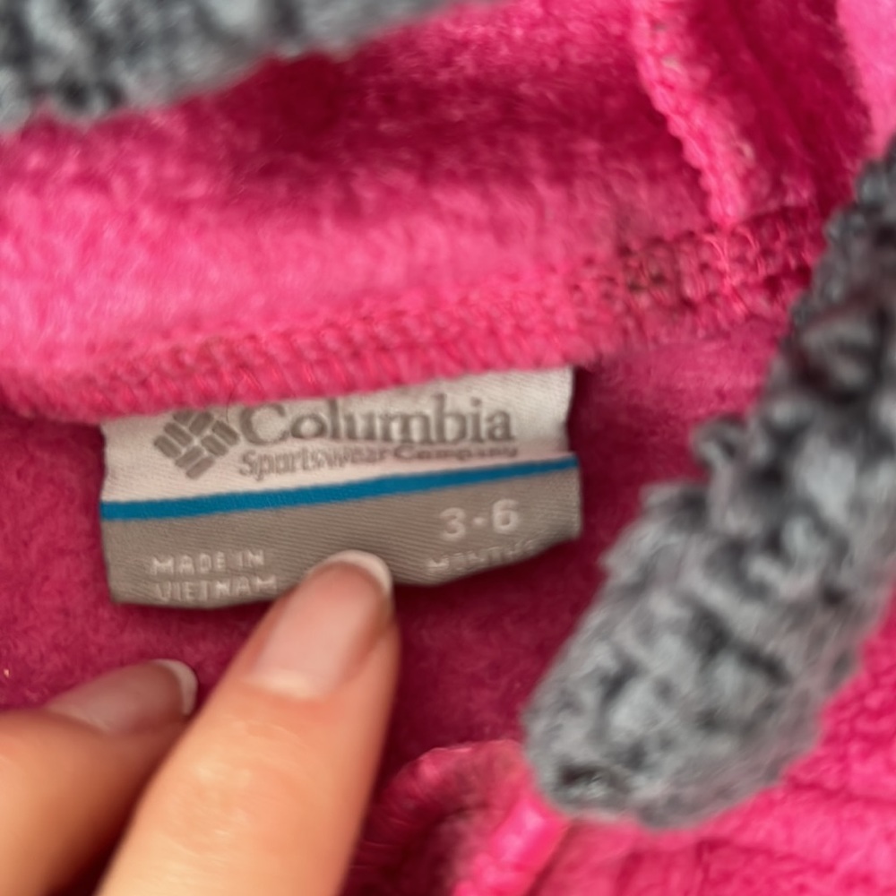 Baby Columbia one piece winter snowsuit - Picture 2 of 11